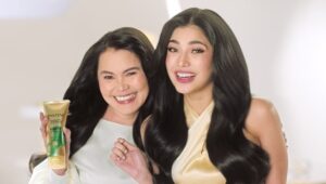 Jane De Leon Instagram - I got a lot from my mom, but my conditioner, she gets it from me! Happy to be moving on to my new hair era with my mom with @pantenephilippines 💛

With the #PanteneSupplementConditioner which has Pro-Vitamin  and real keratin, I get to have 3X smoother hair with less frizz all day. What are you waiting for? Make the switch now!