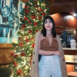 Jane De Leon Instagram - May your days be merry & bright! 🎄✨ Insert @imfranzdeleon
