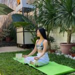 Jane De Leon Instagram - After weeks of work & traveling, it feels so good to be back on my mat. 🧘‍♀️ One thing I never forget to bring with me is my favorite, collagen drink, Freshies Melon. It helps me relieve my anxieties, stay focused on my intentions and clear my headspace. I am now ready to conquer the day and have a more productive week ahead. 💛💚 @freshiesph