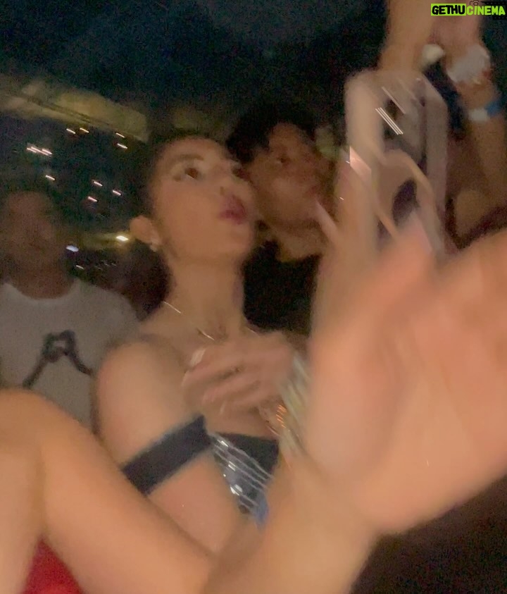 Jane De Leon Instagram - After a year of waiting, it finally happened!! I had the incredible opportunity to witness Taylor Swift’s electrifying live on stage performance. Taylor and her music were both enchanting. It was surreal. Nakakaiyak and overwhelming at the same time. 🥹✨💓 The process wasn’t easy coz I went through so many challenges before finally getting on board. It was all sweat and tears. Despite the hardships, I am grateful for the lessons learned and the growth experienced. Grateful too to my concert buddy, my bestfriend @ellemendoza_ for navigating these obstacles by my side. Sharing my ERAS Tour concert experience in Singapore with you was truly special. 🥰💜 National Stadium, Singapore