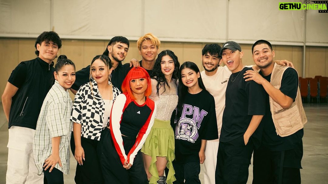 Jane De Leon Instagram - It’s an honor to be surrounded by such inspiring individuals. Thank you Mang Inasal, for welcoming me back. It was great seeing you all again at the NatCon. 💚#GoBeyondGreat @iammanginasal