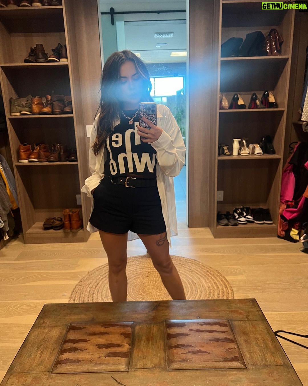 Janel Parrish Instagram - Scorpio season vibes 🍂