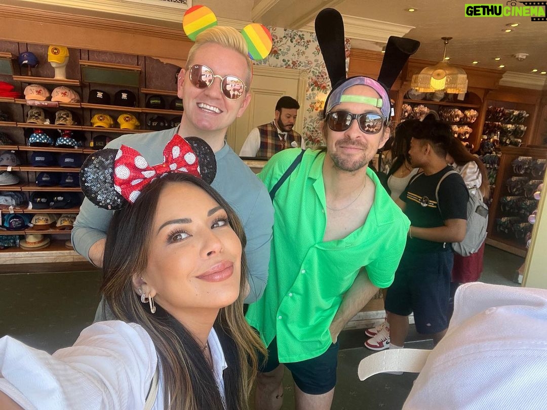 Janel Parrish Instagram - Alexa, play “It Was A Good Day”. Thank you to @disneyparks for always making our Disney dreams come true! Disneyland