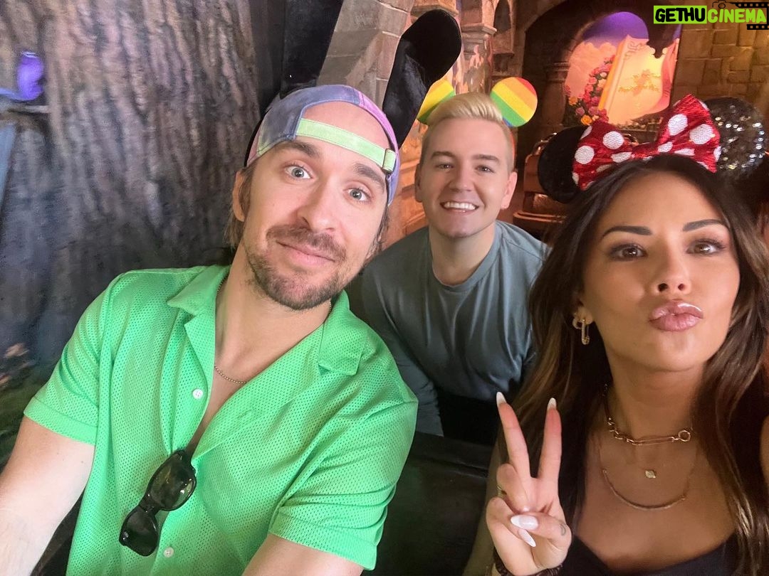 Janel Parrish Instagram - Alexa, play “It Was A Good Day”. Thank you to @disneyparks for always making our Disney dreams come true! Disneyland