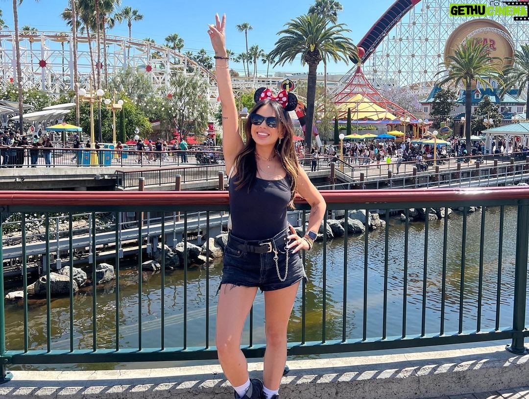 Janel Parrish Instagram - Alexa, play “It Was A Good Day”. Thank you to @disneyparks for always making our Disney dreams come true! Disneyland