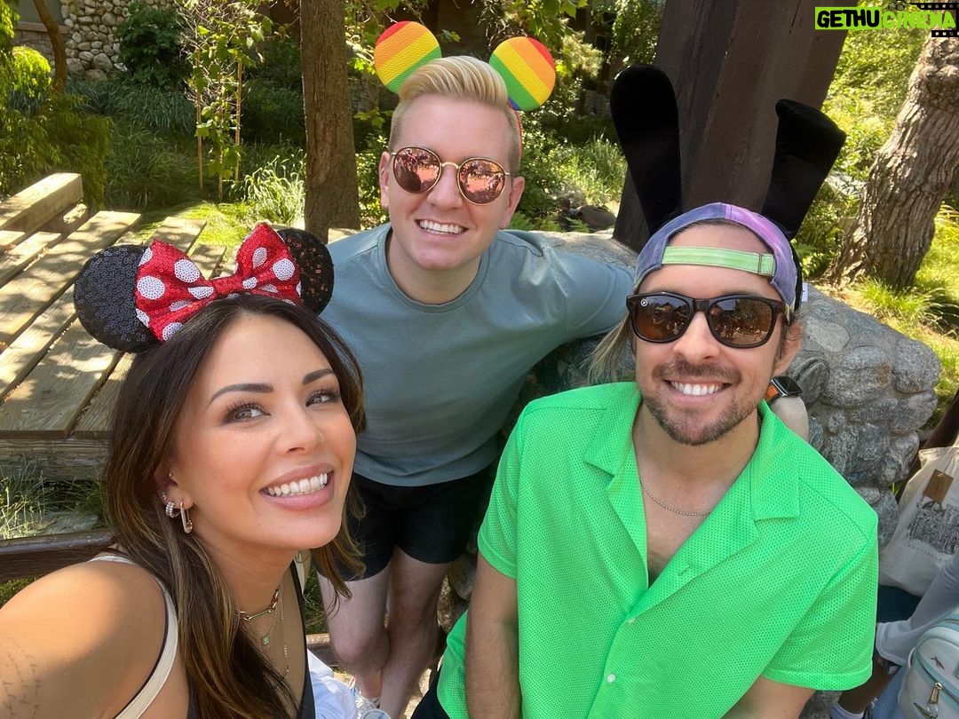 Janel Parrish Instagram - Alexa, play “It Was A Good Day”. Thank you to @disneyparks for always making our Disney dreams come true! Disneyland