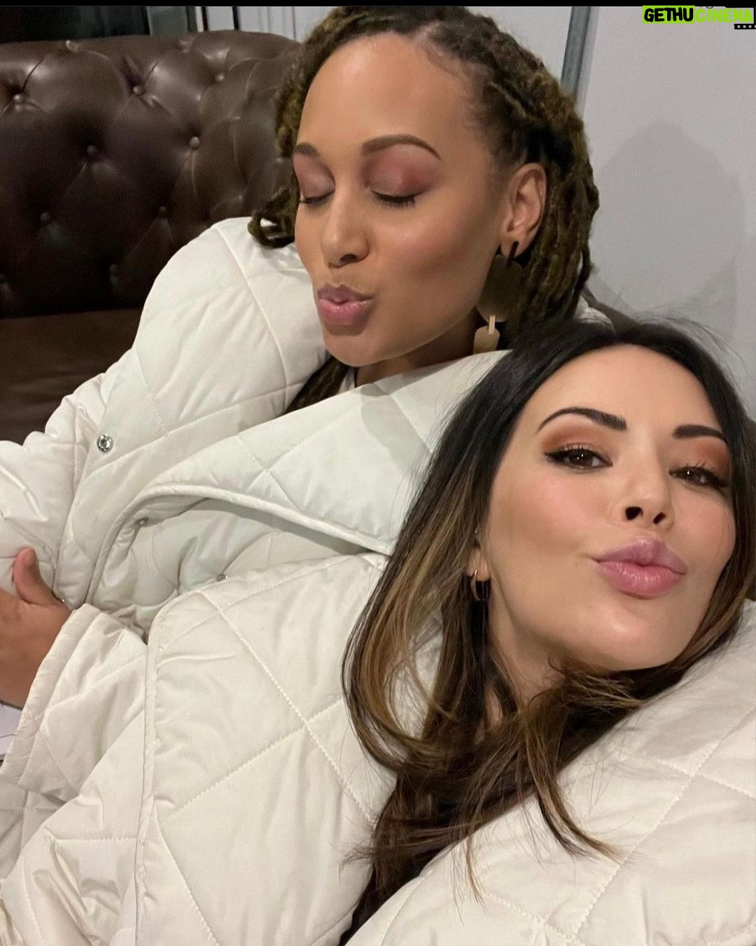 Janel Parrish Instagram - An ode to the backwards marshmallow coat and my beloved @kyana.teresa 🤍 BTS filming #familyhistorymysteries Ottawa, Ontario