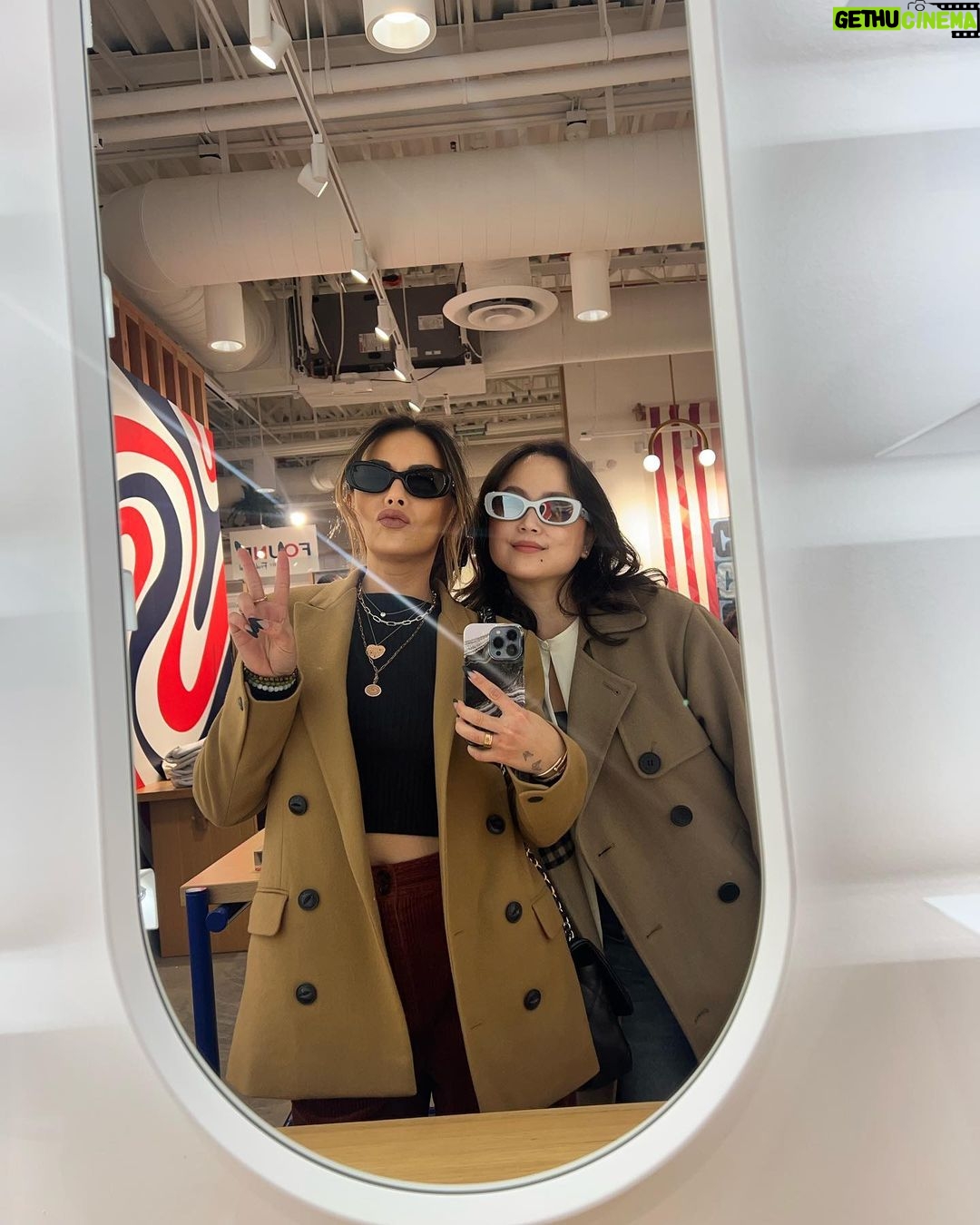 Janel Parrish Instagram - Mirror pics: a series