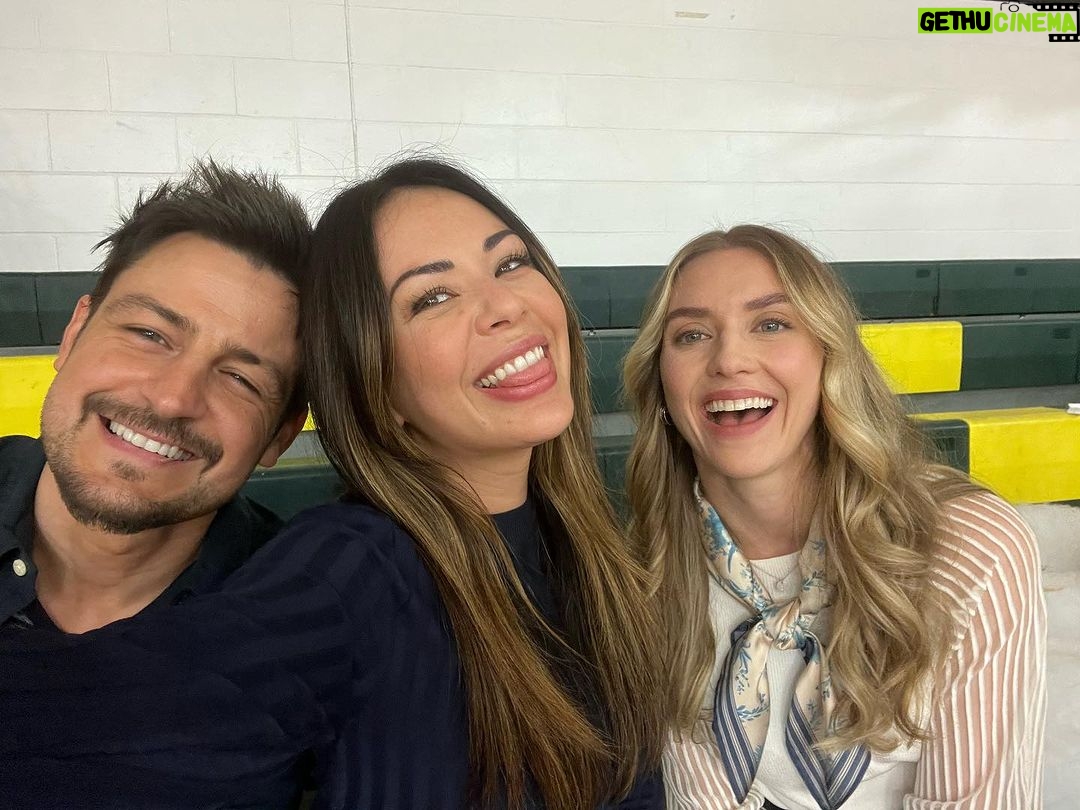 Janel Parrish Instagram - Now that the strike is over, I wanted to share this sweet experience I had filming with the best people. Never Been Chris’d is out in the world now on @hallmarkchannel 🤍 working with these angels was truly the best part 🤍