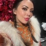 Janel Parrish Instagram - Cheers to 2023. Lots of wine, passion projects, joy, and love. Ready for you, 2024 💫