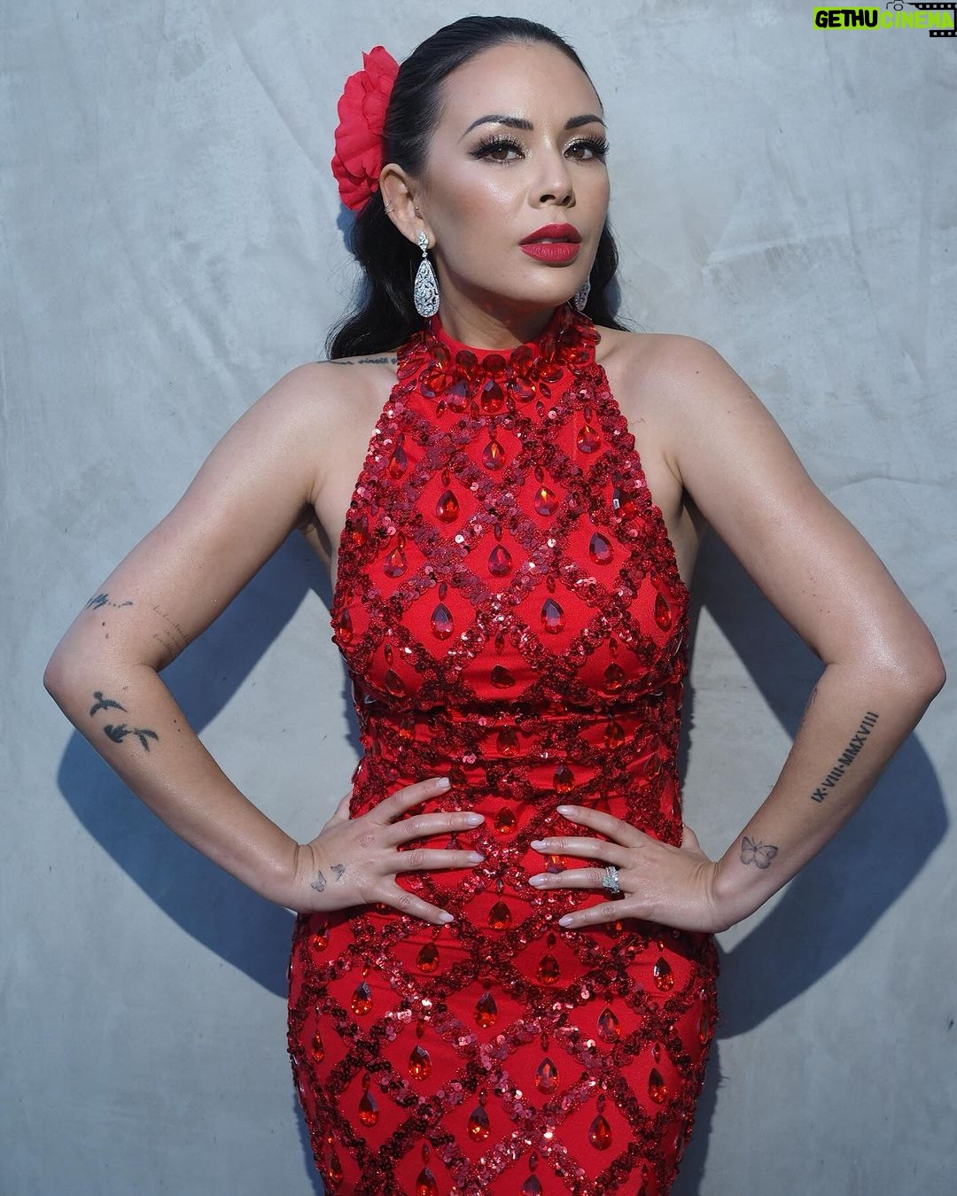 Janel Parrish Instagram - Last night was Unforgettable. Thank you @character.media for creating space for us to celebrate how powerful our AAPI community is. Honored to have been there 🤍 #unforgettablegala2023