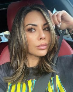 Janel Parrish Instagram - ✂️ who is she