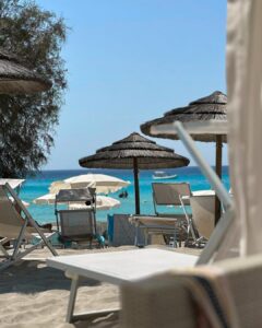 Janet Jackson Instagram - We rounded out our summer vacation at the breathtaking @Tenuta_Negroamaro in Puglia, Italy. The hotel grounds are so peaceful & relaxing and it’s such a blessing to be able to spend quality time with my baby 🥰 (Swipe for more) 📷: me 🫣
