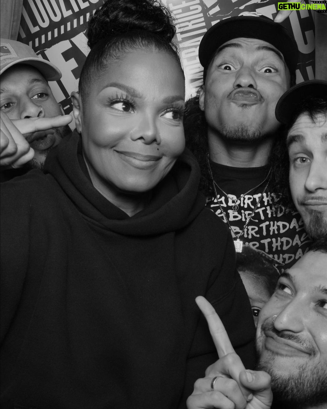 Janet Jackson Instagram - See you tonight, Allentown! #TogetherAgainTour 🫶🏽