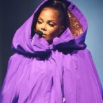 Janet Jackson Instagram - Round Two 🥊 #TogetherAgainTour Wardrobe: @maisonvalentino Makeup: @prestonmakeup Hair: @cassidyblaine90046hair Styling: @laurelthomson_style