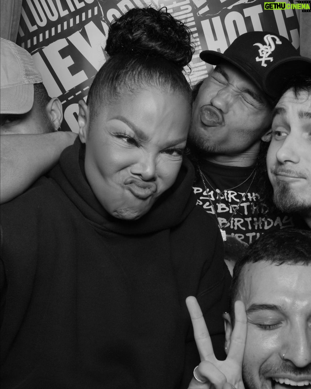 Janet Jackson Instagram - See you tonight, Allentown! #TogetherAgainTour 🫶🏽