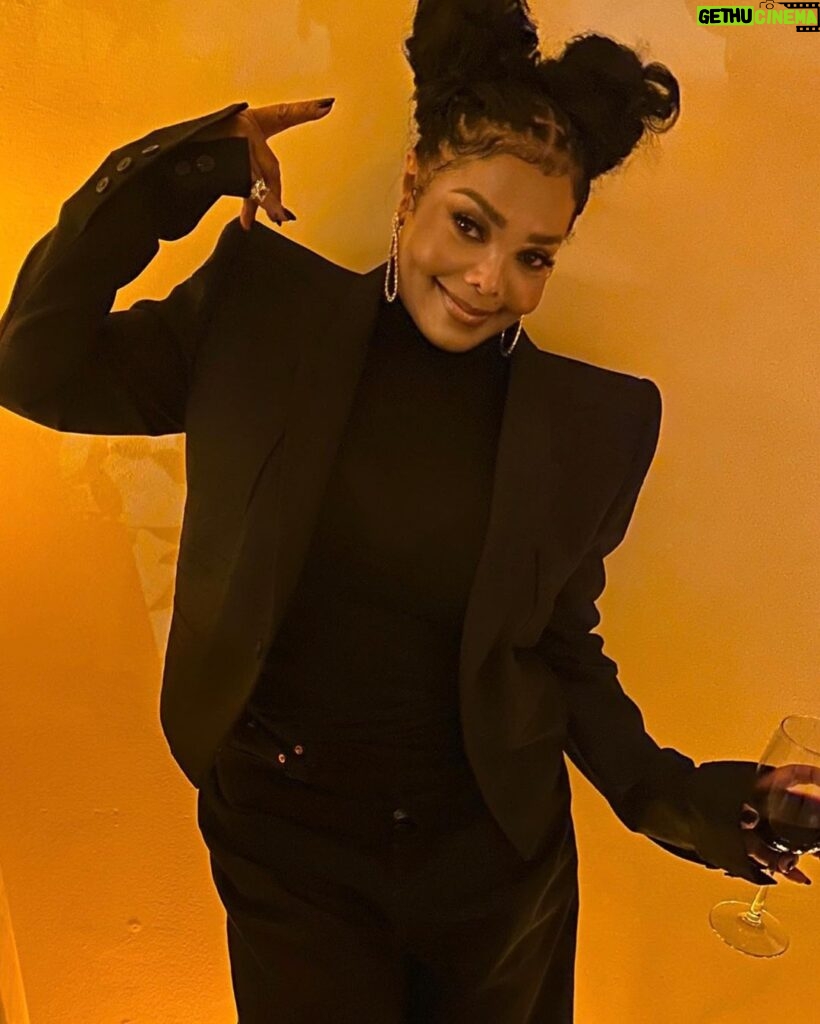 Janet Jackson Instagram - As you may have seen in stories, we had an incredible time at @prestonmakeup and @clarkclint’s wedding last night. I just wanted to extend gratitude to a few others who helped bring my look together: Jewels: @xivkarats Makeup: @jamesmichaelartistry Hair: @sazzedbysisters Jacket: @rickowensonline Pants: @vtmnts …and, of course, thanks @csiriano for the BEAUTIFUL gown 😘