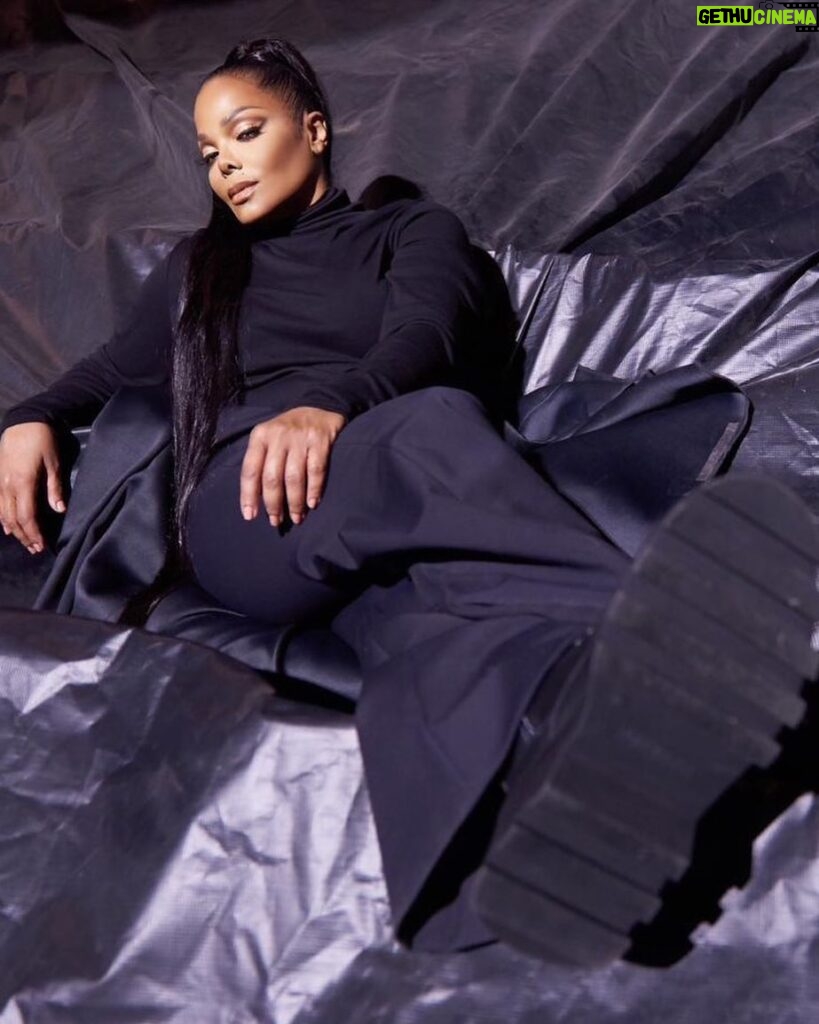 Janet Jackson Instagram - Can’t wait to see you next week 😘