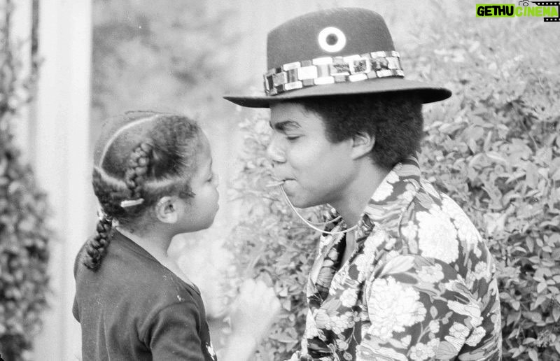Janet Jackson Instagram - We love you @poppa3t 🎉♥️😘