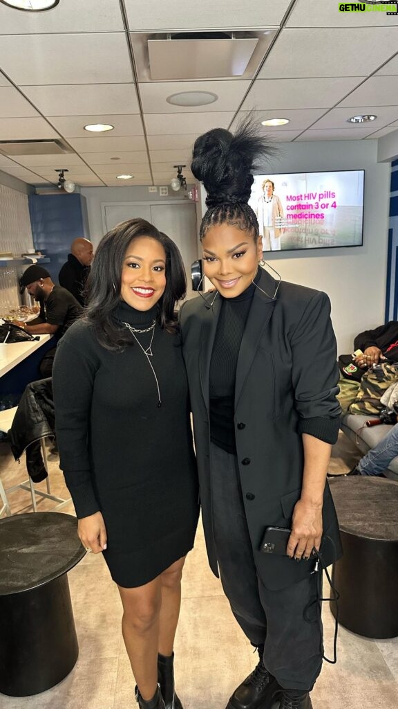 Janet Jackson Instagram - @sheinelle_o 🤗 The Today Show