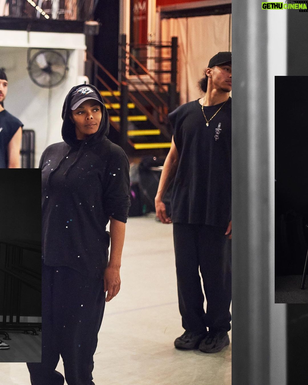 Janet Jackson Instagram - Hey u guys! Been busy rehearsing for #TogetherAgainTour with my babies @_thekidz 🫶🏽 Can’t wait to see u in 3 days at @hardrockholly 📸: @solaimanfazel