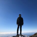 Jang Ki-yong Instagram - . 2019년 어느 가을날 한라산 정상에서 백록담을 마주하며 정말이지 너무 좋았다 해발1950m 한라산 백록담