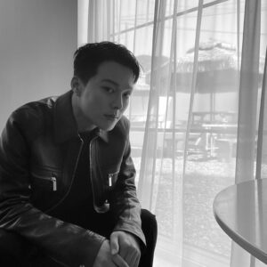 Jang Ki-yong Instagram - Love Peace