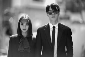 Jang Ki-yong Instagram - .
'간 떨어지는 동거'를 시청해 주시고
사랑해 주신 모든 분들께
진심으로 감사드립니다.
그리고 시작과 끝을 함께해 주신
감독님,작가님,배우들,스태프분들께도
다시 한번 더 감사 인사를 드립니다.
20대의 마지막을 좋은 작품으로 마무리할 수 있어서
너무나 행복한 시간이었습니다.
앞으로도 배우로서 멋지게 나아가겠습니다.
그럼 이만 총총..
-신우여-