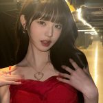 Jang Won-young Instagram - 🌹🦋✨