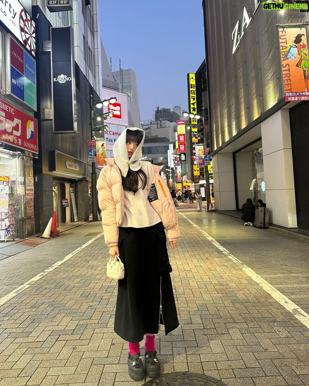 Jang Won-young Instagram - Merry Christmas🎄♥️Hohoho🎅🏻