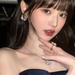 Jang Won-young Instagram - 🌹🦋✨