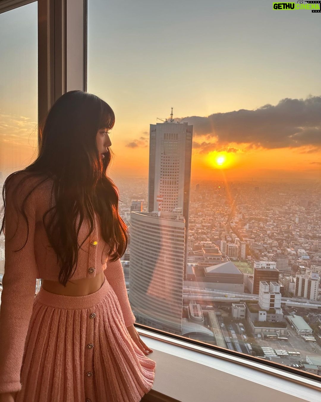 Jang Won-young Instagram - ๐
๐งก๐โจ