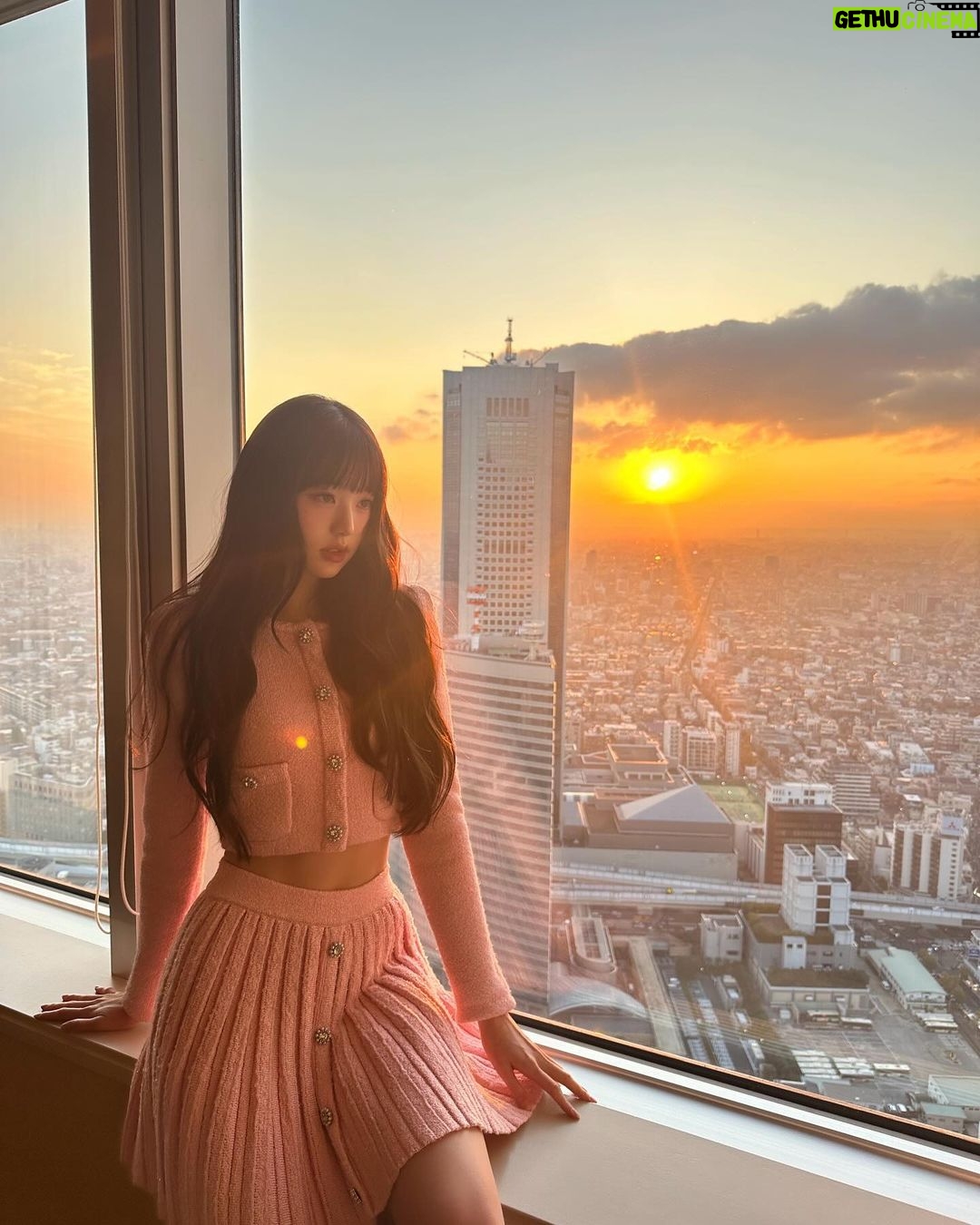 Jang Won-young Instagram - ๐
๐งก๐โจ