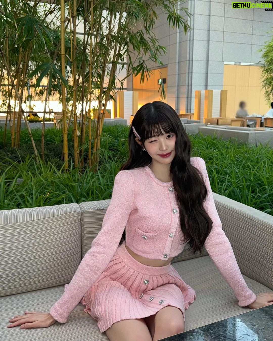 Jang Won-young Instagram - Pink never goes wrongππππ§ββοΈππ