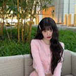 Jang Won-young Instagram - Pink never goes wrong💗💓👙🧞‍♀️👛💕