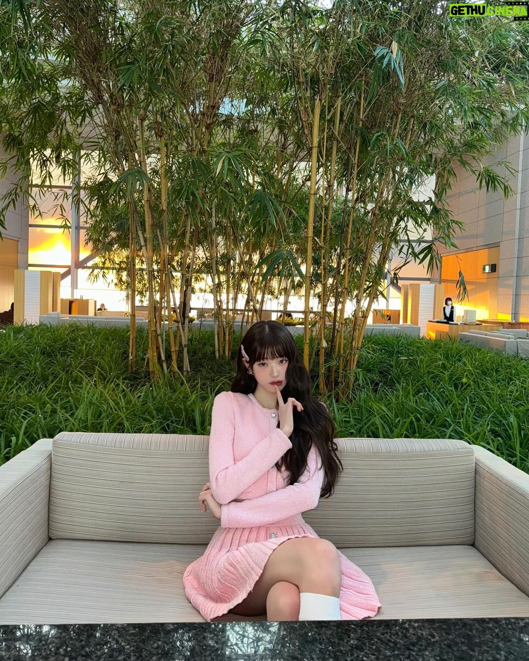 Jang Won-young Instagram - Pink never goes wrongππππ§ββοΈππ