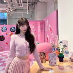 Jang Won-young Instagram - PINKgirl in JAPAN🩷💕🎀💅🏻🖤@amuse