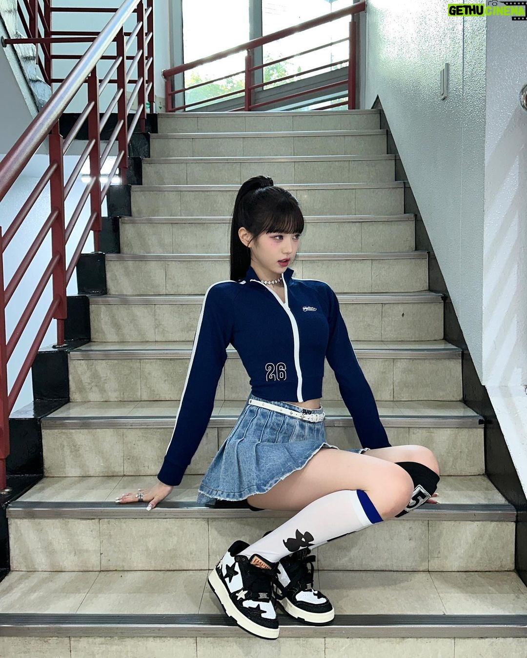Jang Won-young Instagram - Say goodbye to my Baddie🧸🎀✨