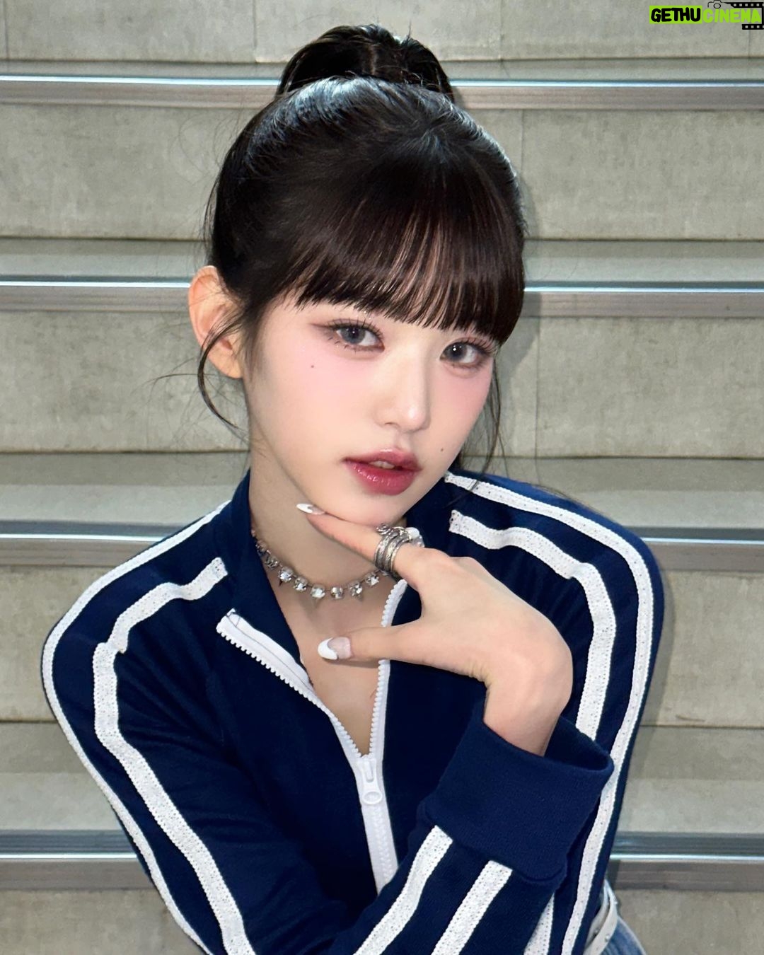 Jang Won-young Instagram - Say goodbye to my Baddie🧸🎀✨