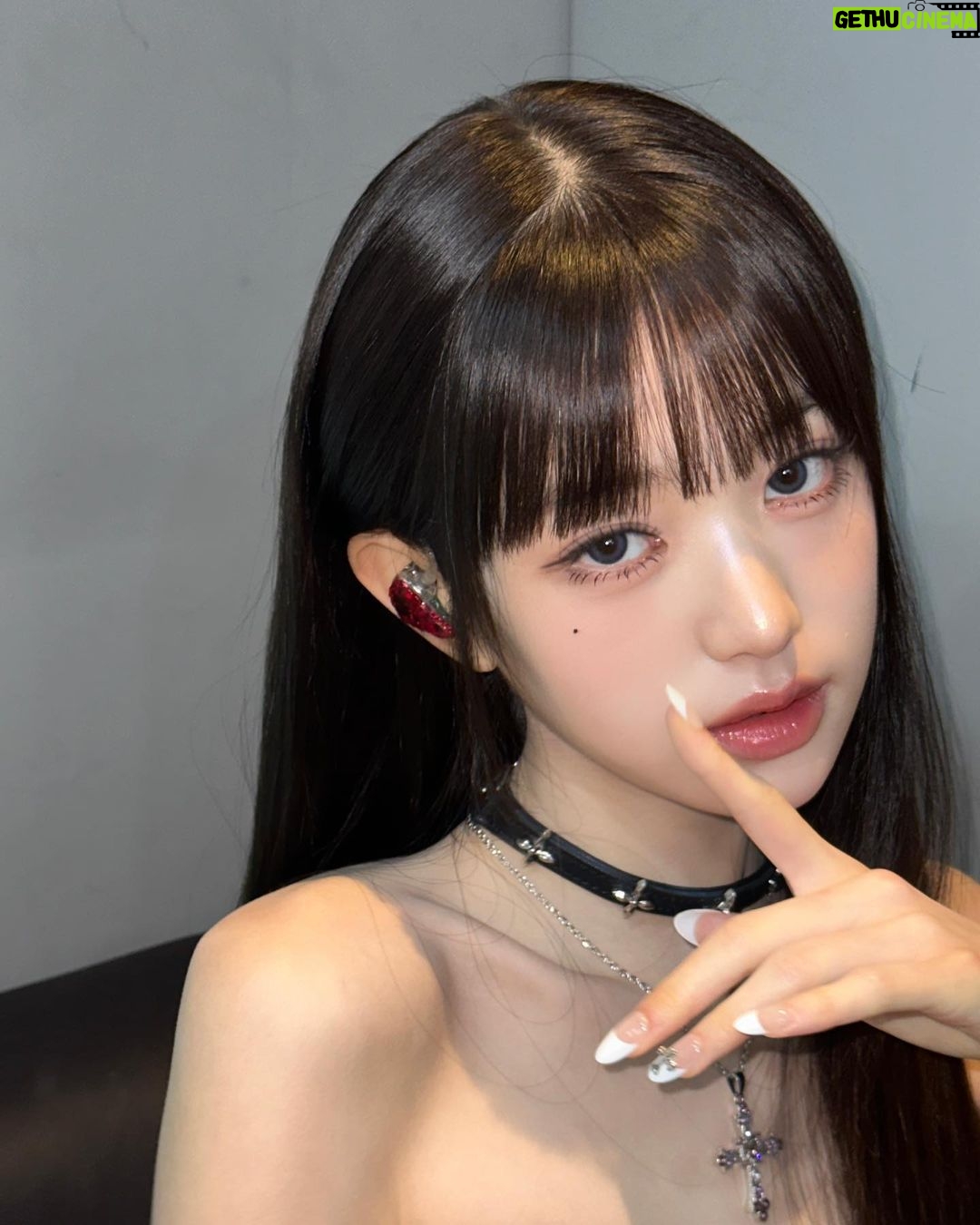 Jang Won-young Instagram - π€π₯πΈοΈπ΄ββ οΈ