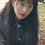 Jang Won-young Instagram - Just spotted me in Paris🎞🤎 @miumiu