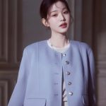 Jang Won-young Instagram - 🏰🤍🖤