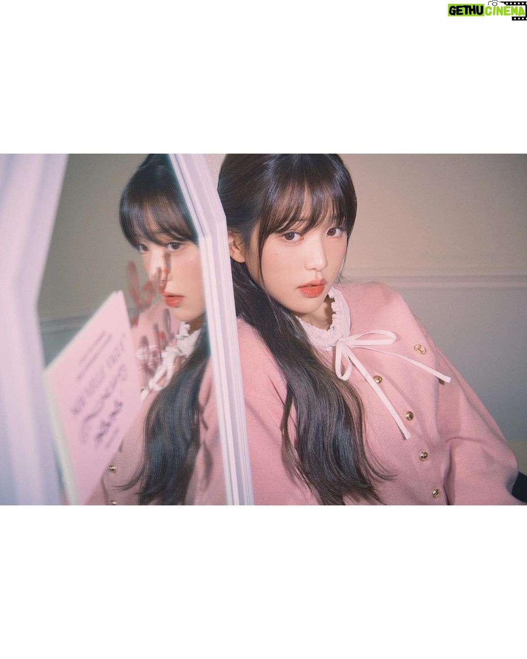 Jang Won-young Instagram - @rolarola.official 💐🤍