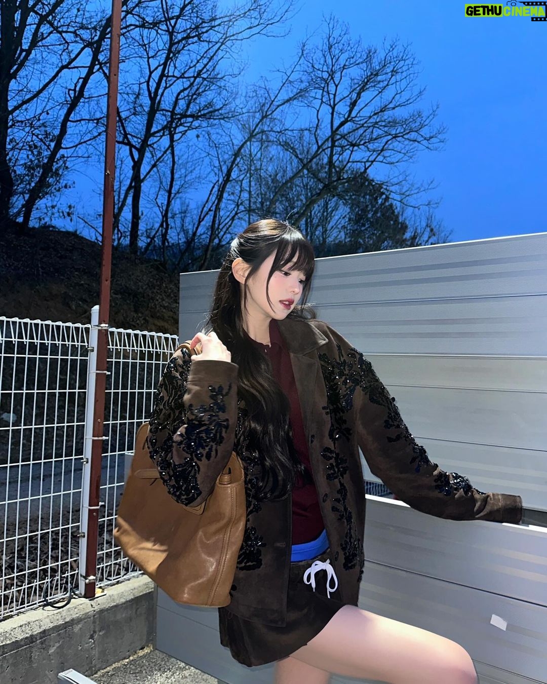 Jang Won-young Instagram - 🤎#MiuMiu #MiuMiuSS24