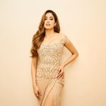 Janhvi Kapoor Instagram - Lewks lewks lewks ✨