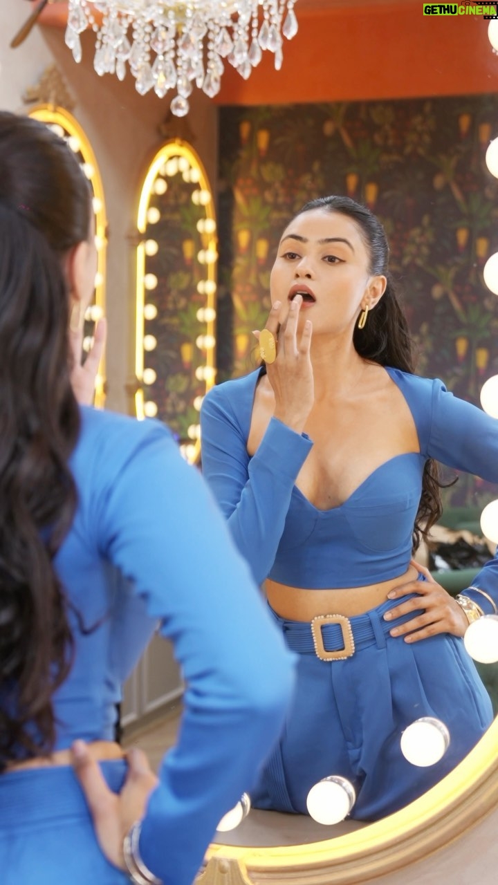 Janki Bodiwala Instagram - Trailer launch π . . Stylist - @styleitwithniki Make up & Hair by @aanalsavaliya Outfit - @loveseer.in Jewellery - @baala_jewels Captured by @neel_visual Curated by @avanisoni18