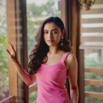 Janki Bodiwala Instagram - Think Pink 💞