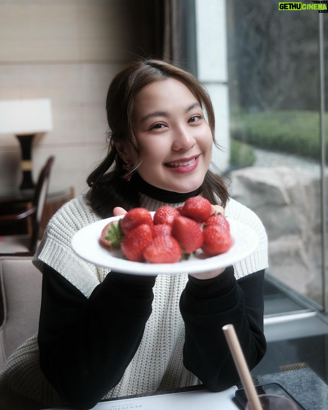 Janna Nick Instagram - Dropping Strawberry Buffet video soon on Tiktok 🍓