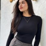 Jannat Zubair Rahmani Instagram - Blessed mess 🤍