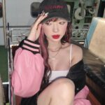 Jannine Parawie Weigel Instagram - 𝗣𝗥𝗘-𝗢𝗥𝗗𝗘𝗥 หมวก + แก้วน้ำ PLOYCHOMPOO กันได้แล้วน้า ตั้งแต่วันนี้ - 22 กุมภาพันธ์💖 ที่ Line ID: @897kaach 𝗣𝗥𝗘-𝗢𝗥𝗗𝗘𝗥 your PLOYCHOMPOO Cap & Tumbler now - 22nd February, make sure you get it quick! Add Line ID: @897kaach to order💖 𝗗𝗲𝗻𝗶𝗺 / 𝗕𝗹𝗲𝗮𝗰𝗵 𝗖𝗮𝗽 Price: 590 THB 𝗧𝗵𝗲𝗿𝗺𝗼𝘀 𝗧𝘂𝗺𝗯𝗹𝗲𝗿 Price: 690 THB *𝘍𝘙𝘌𝘌 𝘴𝘩𝘪𝘱𝘱𝘪𝘯𝘨 𝘸𝘪𝘵𝘩𝘪𝘯 𝘛𝘩𝘢𝘪𝘭𝘢𝘯𝘥 (𝘧𝘰𝘳 𝘰𝘷𝘦𝘳𝘴𝘦𝘢𝘴, 𝘱𝘭𝘦𝘢𝘴𝘦 𝘪𝘯𝘲𝘶𝘪𝘳𝘦 𝘢𝘥𝘮𝘪𝘯)*